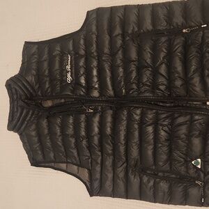 Black puffer vest